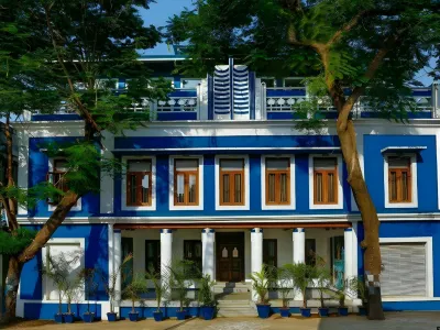Tanjore Hi Hotel Hotels near Parisutham Nagar Playground