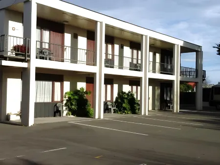 Elmore Lodge Motel Отели в г. Хейстингс