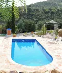 3 bed villa surrounded with tropical gardens with private pool 2 km from town. - Pool