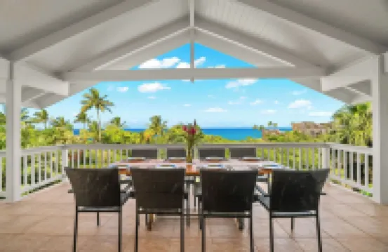 Luxury Oceanfront Escape – A/C, Hot Tub, 5 Bedrooms & Stunning Ocean Views! - Jacuzzi