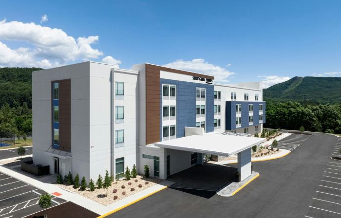 SpringHill Suites Roanoke North