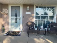 Cozy 2-Bedroom Home Near McPherson College/Park with Huge Yard- No Cleaning Fees Hotels in McPherson