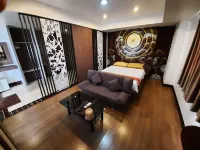 Rangsit Grand Condo Hotels in Khlong Luang