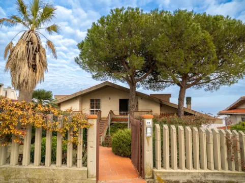 Silvi Marina Vista Mare 1 錫爾維瑪麗娜酒店