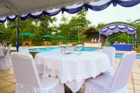 Rungan Sari Meeting Center & Resort فنادق في Tangkiling
