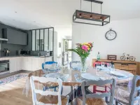 Fully self-contained cottage Hôtels à : Inxent