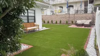 Charming 2-bedroom house in Daytona Beach Shores with Theater Room