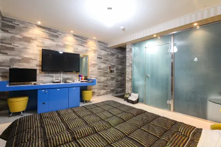 Sacheon L Self Check-in Motel Отели рядом с Аэропорт Сачхон