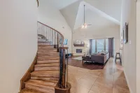 Entire home in Grand Prairie, Texas, United States with EV Charger - level 2