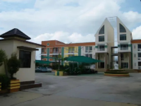 Mild Sign Residence Hotels near Maejo University Dormitory