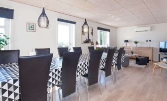 14 Person Holiday Home in Fur by Traum