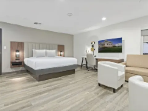 Baymont by Wyndham Beaumont Hotels in Beaumont