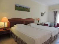 Okaliptus Otel Hotels near Manuela Temple Bar