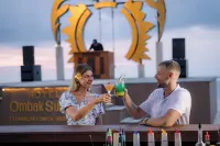 Ombak Sunset - bar