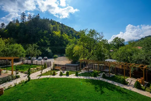 Abant Villa Otel Hôtels à : Dereceoren