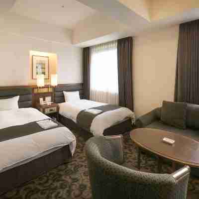 ホテルプラザ勝川 Rooms