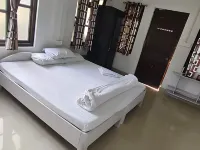 Kinglayang Homestay Hôtels à : Chalsa Mahabari