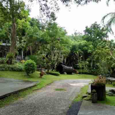 บุรรีสอร์ท Hotel Exterior