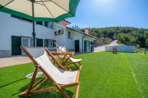 Central Suites Arouca - 3 Yıldız
