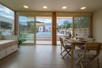 Modular Bungalows with Heated Pool Artemis Greece Hotels in Markopoulo