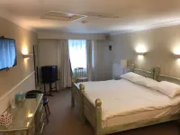 The Willow House Hotels in Breckland District