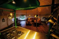 Luxury Glamping Retreat in Battle - Boutique
