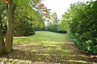 Chalet in Somme-Leuze with Stunning Garden - parking