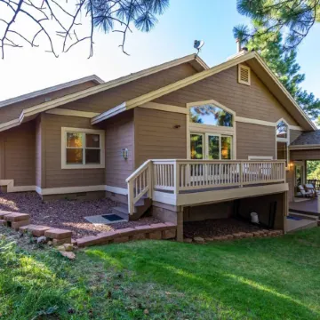 Amberwood Estate w 5 Showers Spa Mtn Views