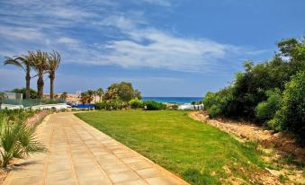 Pearl Beachfront Villa
