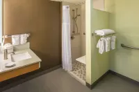 Red Lion Inn & Suites Everett Hotels in Everett