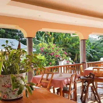 Bernique Guesthouse