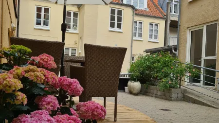 Hotel Aarhus City Apartments Отели рядом с достопримечательностью «Vikinge Museet»