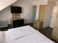Hotel Well Garni Các khách sạn ở Wittlich