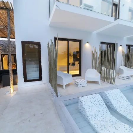 Paiise Hotels
