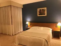 Domus Grand Hotel Hotels in Lattarico