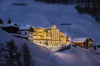 Laret Private Boutique Hotel - Adults Only