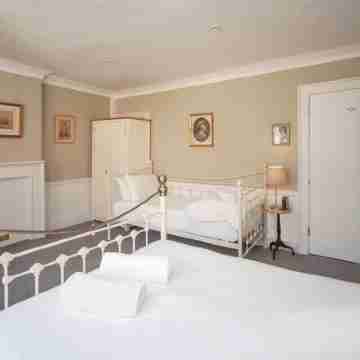 The Georgian Townhouse @ Pierrepont Place Rooms