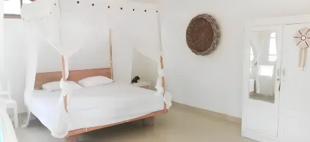 The Village Inn Rua Beach Отели в г. West Sumba Regency