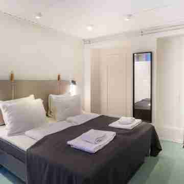 Townhouse - 3 Floors - 2 Bathrooms by Daniel&Jacob's Rooms