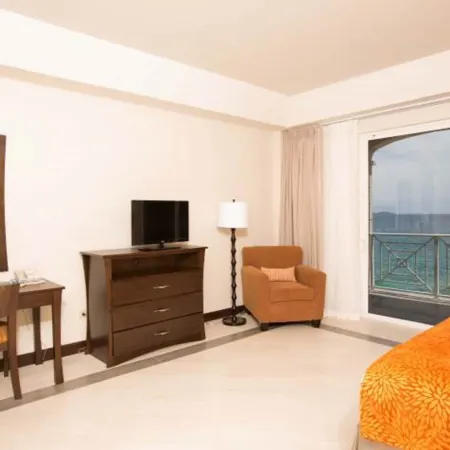 Maria's by the Sea Hotel
