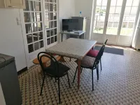 Caravane Hotels in Thorigne-sur-Due