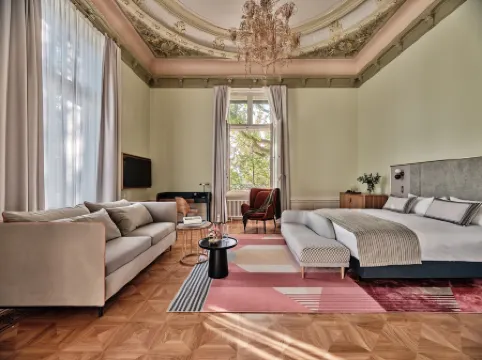 Hotel Altus Palace - Destigo Hotels