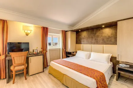 Pinewood Hotel Rome