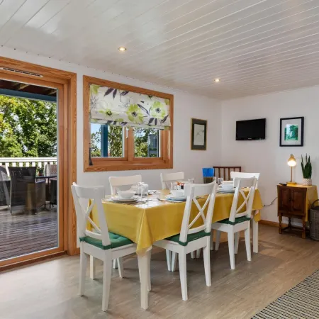 The Bluebell - Luxury Lodge with Hot Tub