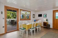 The Bluebell - Luxury Lodge with Hot Tub - Jacuzzi