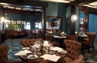CBH The Feathers Hotel & Restaurant - Breakfast