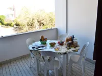 Holiday Home with Balcony and Air Conditioning in Torre Dello - Pet friendly