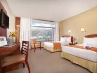 Hotel Quito Hotels near Guapulo Park