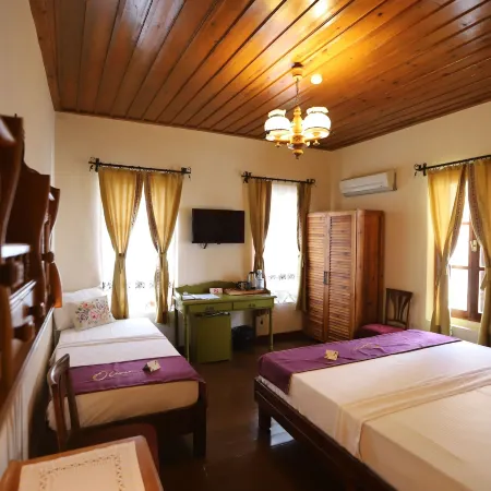 Olivia 1845 Guest House