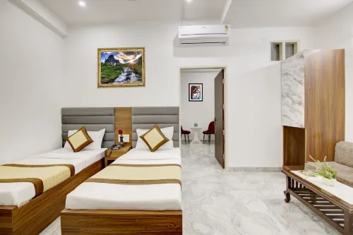 Hotel S B Inn Paharganj